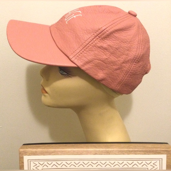 Woman’s Pink Cap - Picture 4 of 7